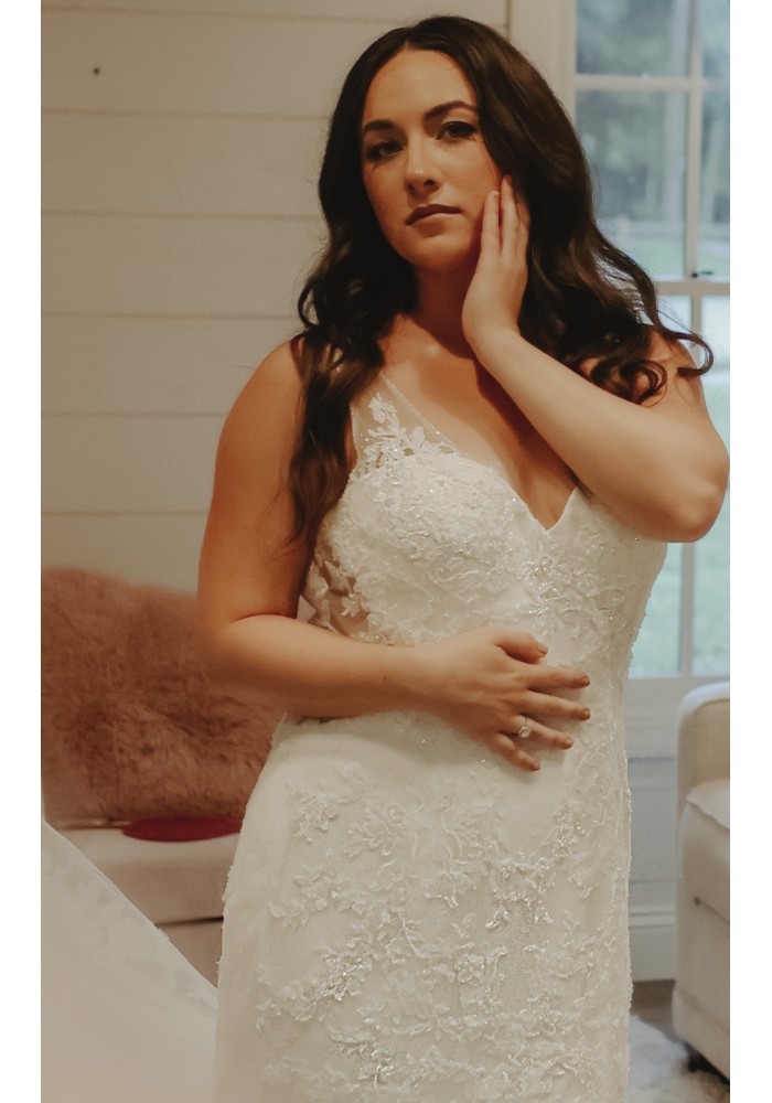 Plus Size - Mermaid V-neck with Lace and Beading Embellishments Wedding Dress - ANN