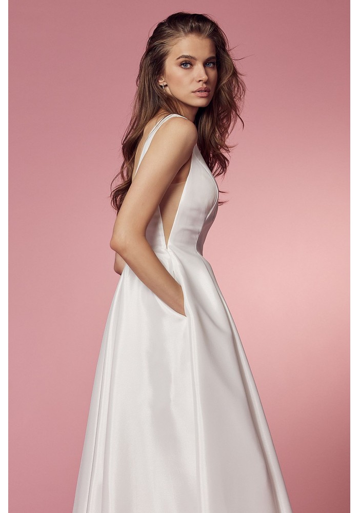 Plus - Long V-neck Prom Dress With Pockets - CH-NAE156PW