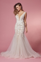 Deep V Neckline With Flower Appliques On Flower Lace Fabric In Mermaid Shape Gown - CH-NAJE917