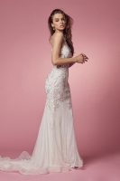 Wedding Dress - Floor Length With Halter Neckline, Flower Lace Detail And Zipper Back - CH-NAW901