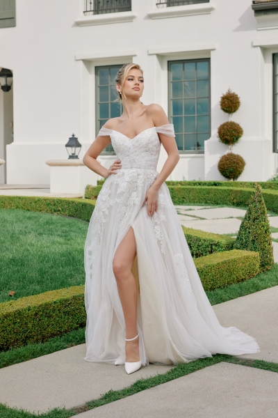 Wedding Dress - A-line Floral Embroidered Sweetheart Off-Shoulder Dress - CH-NAJE953