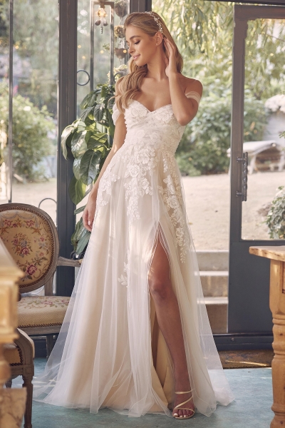 Wedding Dress - Floral Embroidered Sweetheart Off-Shoulder Dress - CH-NAJE953