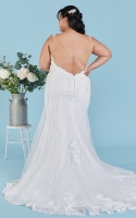 Plus Size - The Mermaid V-Neck with a Mix of Geometric and Floral Motifs Wedding Dress - EVA